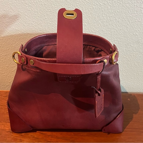 Old Trend “Modern Vintage” Leather Crossbody Mini Doctor Bag - Handmade - Picture 12 of 15